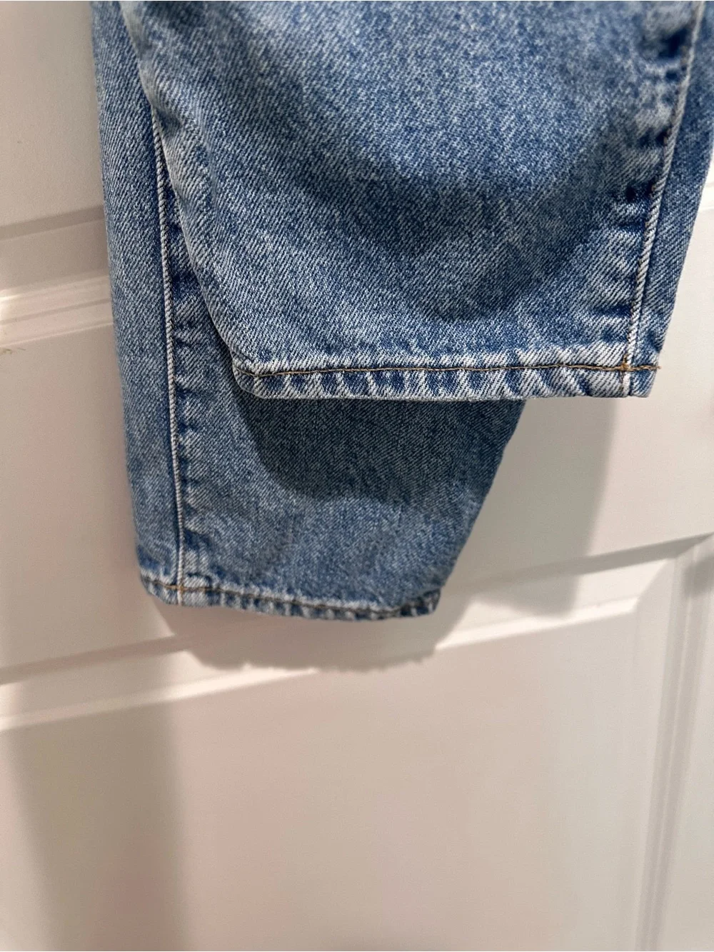 Madewell Mom’s Jean Light Wash Denim Jeans